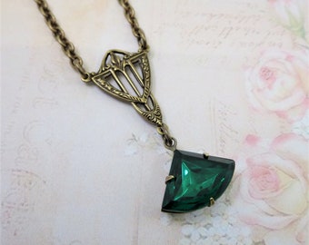 Art Deco Necklace, Glass Fan Necklace, Emerald Green Necklace, Great Gatsby, May Birthstone, Jewelry, Gift