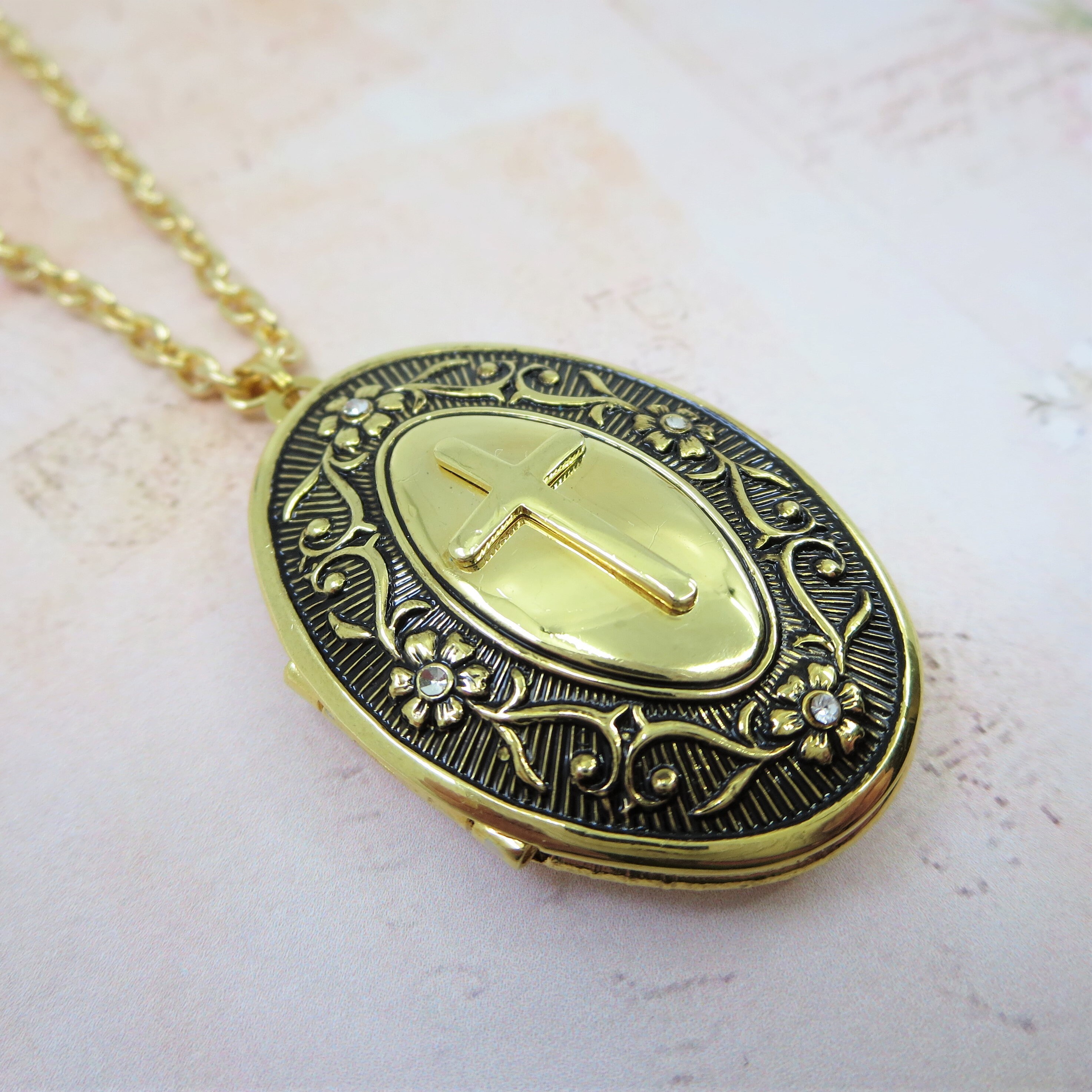 Cross Locket Religious Locket Christian Jewelry Vintage Etsy