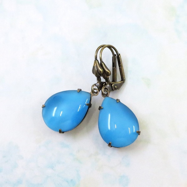 Boucles d'oreilles bleu aqua, Boucles d'oreilles en pierre de lune bleue, Bijoux en verre vintage, Bijoux, Cadeau