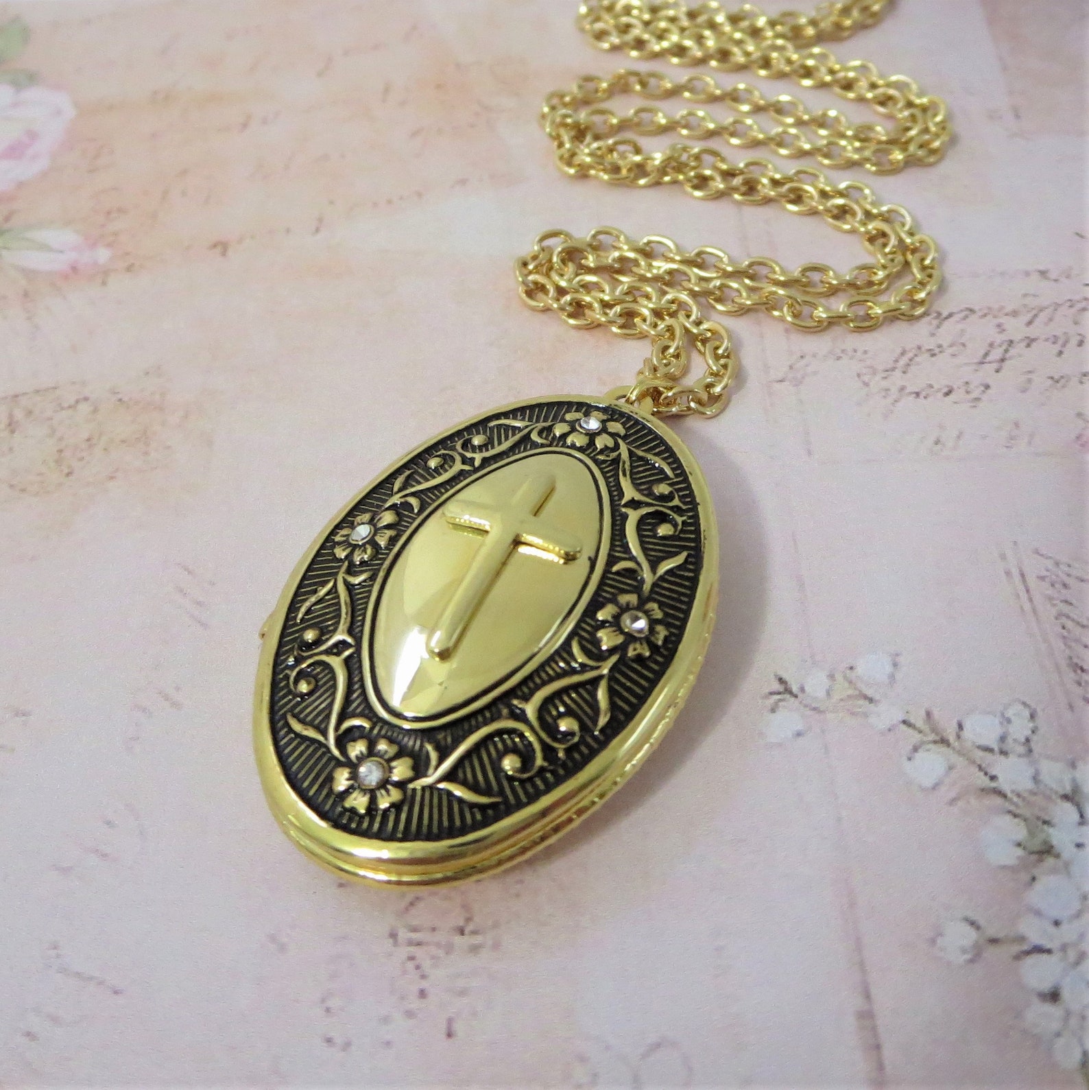 Cross Locket Religious Locket Christian Jewelry Vintage Etsy