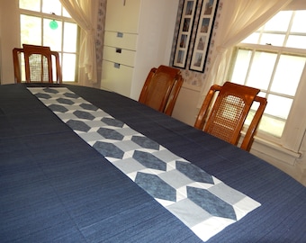 Hexagon Harmony Table Runner