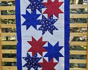 Clustered Stars Wall Hanging/Table Topper