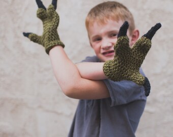 Crochet pattern Dinosaur Raptor Inspired 3 finger gloves. Jurassic Park inspired. Instant digital download CP407JGA