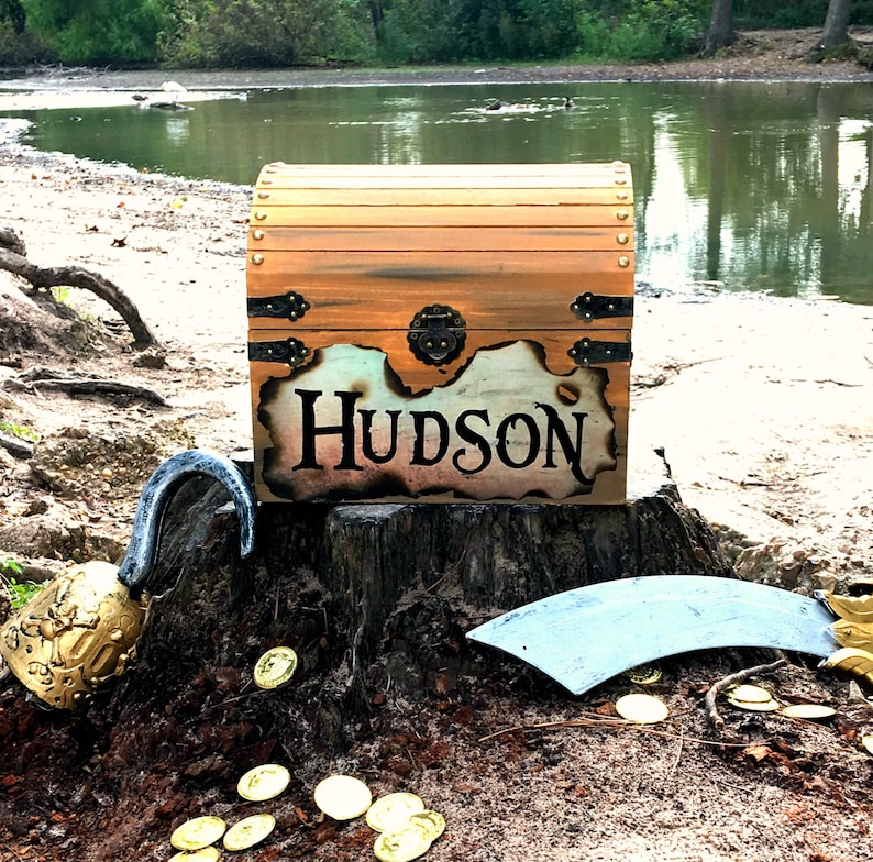Custom Treasure Chest Kids Toy Chest Keepsake Box Memory Box Treasure Chest Baby Keepsake Chest Wooden Chest Kids Memory Chest