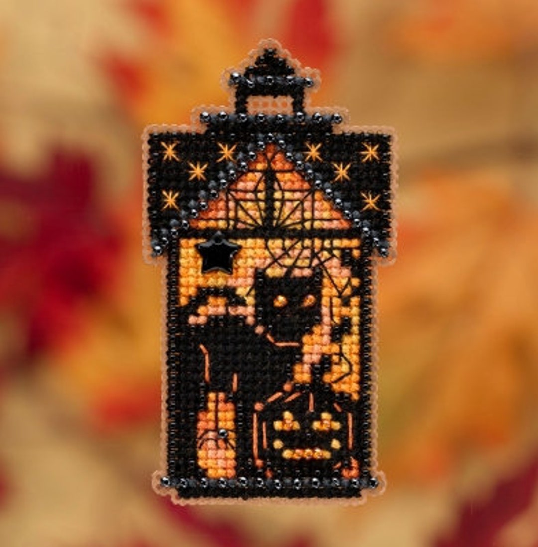 Taboo Kitty by Mill Hill. Autumn Harvest Ornaments. Glass Bead