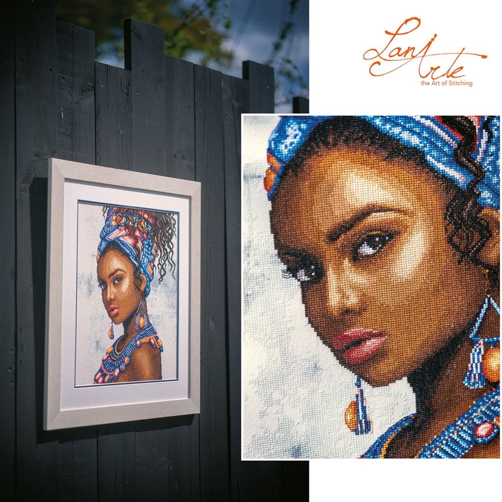 Headscarf Model by Lanarte 2023 Culture Collection Counted Cross