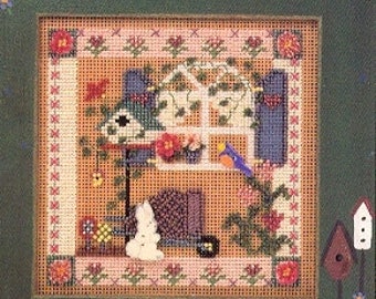 Garden Friends by Mill Hill 1997 Spring Series Buttons and Bead embroidery kit. Beaded cross stitch kit