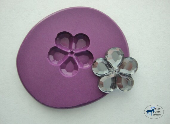 Gem Flower UV Resin Silicone Mold Fondant Chocolate Candy Crystal Clay Bake Tool Gem Flower UV Resin Silicone Mold Fondant Chocolate Candy Crystal Clay Bake Tool