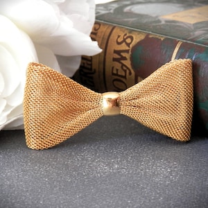 Vintage Gold Bow Brooch