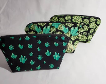 Crystal Succulent Iguana Lizard Print Makeup Bag