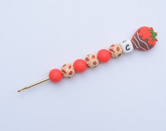 Chocolate Covered Strawberry Crochet Hook / Valentines Day Crochet Hook / Crochet Hook / Silicone Bead Crochet Hook