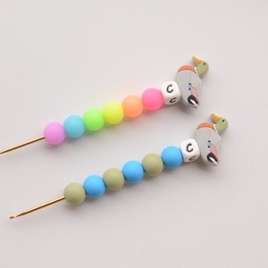Duck Rainbow Neon Rainbow Glow in the Dark Crochet Hook / Crochet Hook / Silicone Bead Crochet Hook