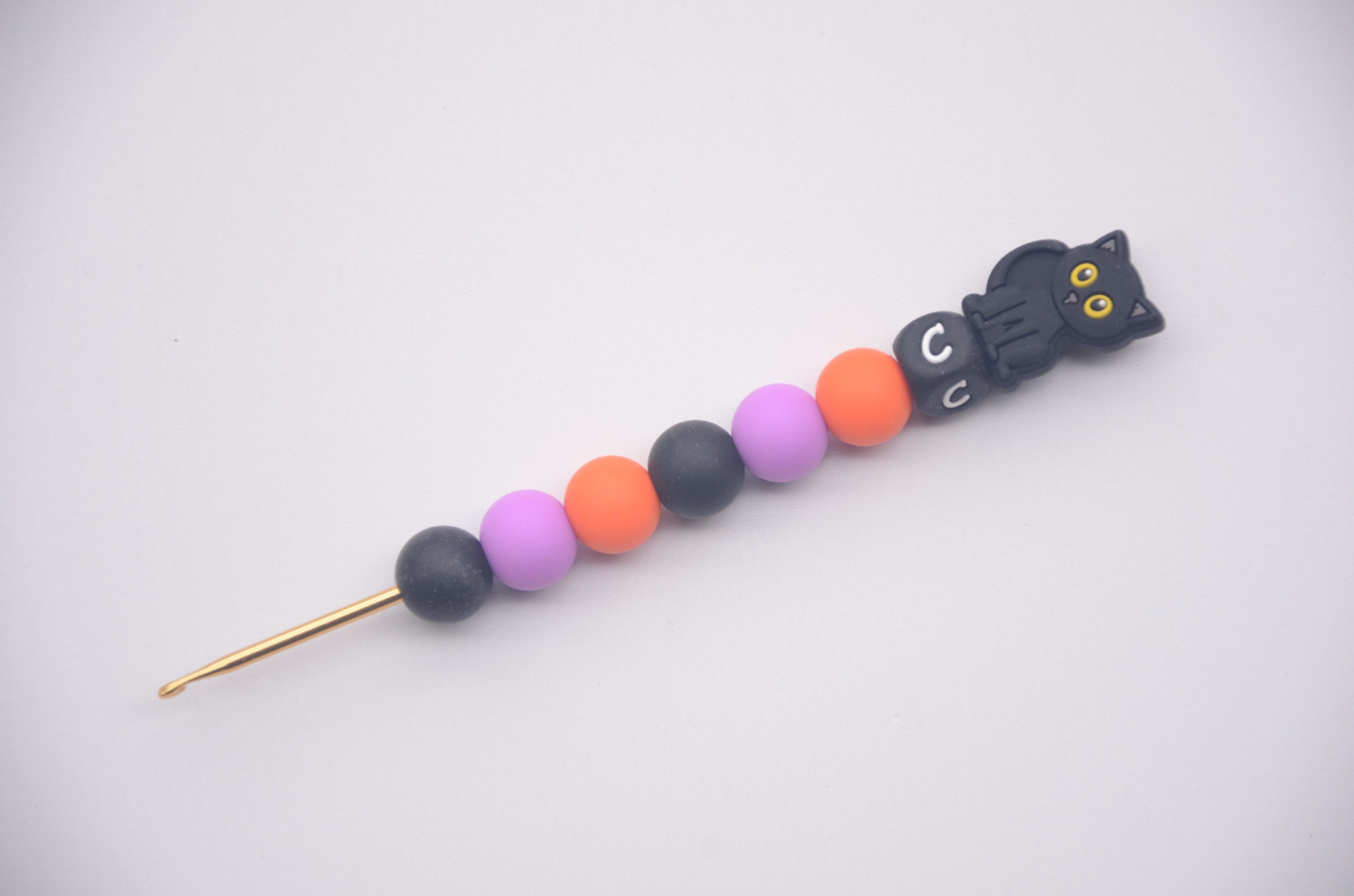 Halloween Cat Confetti Crochet Hook / Crochet Hook / Silicone Bead ...