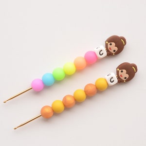 Princess Rainbow Neon Rainbow Glow in the Dark Crochet Hook / Crochet Hook / Silicone Bead Crochet Hook