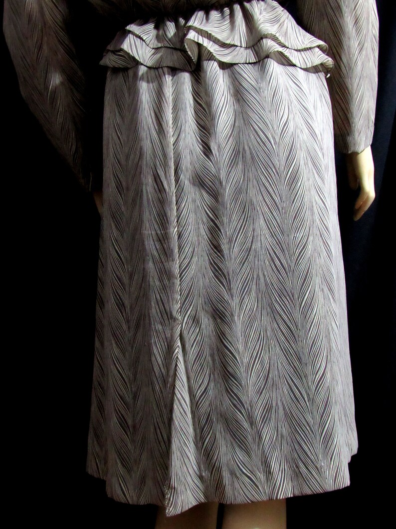 Vintage 80s Abstract Print Sheer Dress Nylon Modest Dress Day Dress Secretary Dress image 5