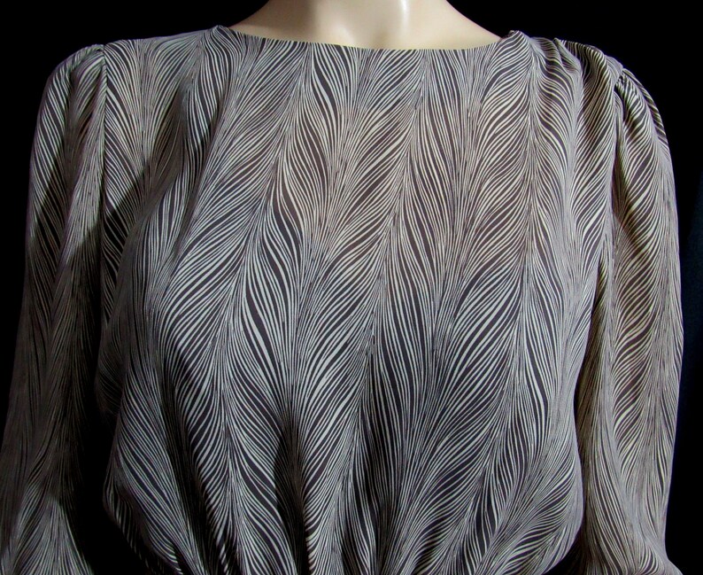 Vintage 80s Abstract Print Sheer Dress Nylon Modest Dress Day Dress Secretary Dress image 2