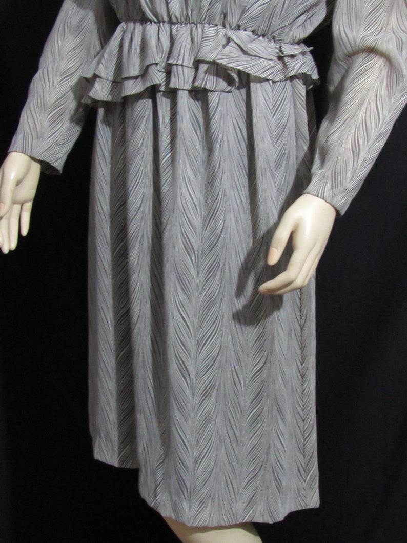 Vintage 80s Abstract Print Sheer Dress Nylon Modest Dress Day Dress Secretary Dress image 6