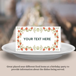 Modèle d’étiquette alimentaire aux fraises, thème fraise et floral, carte de place alimentaire, modifiable, téléchargement instantané