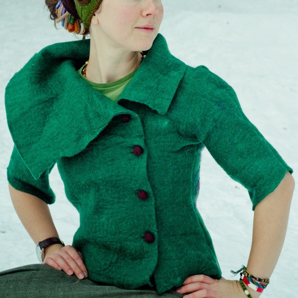 Veste en laine mérinos faite à la main, veste feutrée, veste ésotérique Wisdom Eye, veste design personnalisée verte pour femme, LIVRAISON GRATUITE