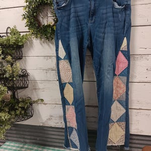 Upcycled vintage quilt panel barrel leg jeans Kancan size 22 stretchy
