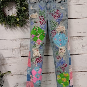 Upcycled Vintage cutter quilt barrel leg jeans womens Eunina size 7. boho distressed