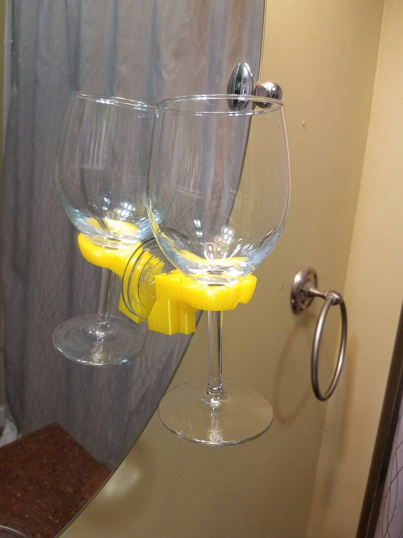 Shower Bathtub Wine Glass Holder Clip Fridge Beverage Drink Ladies Gift Kitchen Shower Caddy Bath Tub Accessories