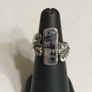 Sterling silver ring with Moss Agate stone.