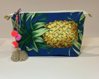 Pineapple Pouch