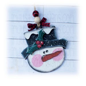 Snowman Head Christmas Ornament, Tree Ornament, Snowman Decor, Winter Decor, Snowmen Decor, Christmas Ornament