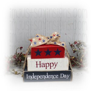 Happy Independence Day Itty Bitty Wood Blocks