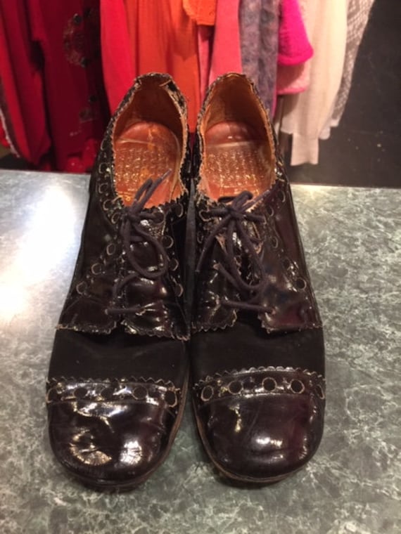 Black lace up 70's Shoes