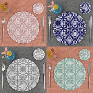 Melamine round placemat Jubilee crown orb pattern image 3