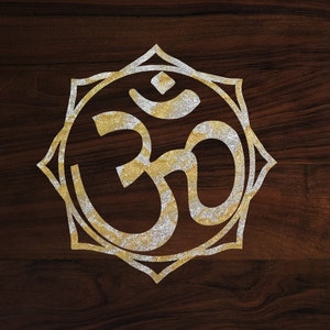 3rd eye chakras om die-cut decal sticker (3&quot;x3&quot;) Gold foil