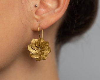 IRIS / 925er Silver Origami earrings, high quality Japanese paper, water resistant, Gold, Gift for Her, Ohrringe, Handmade, Angelhaken