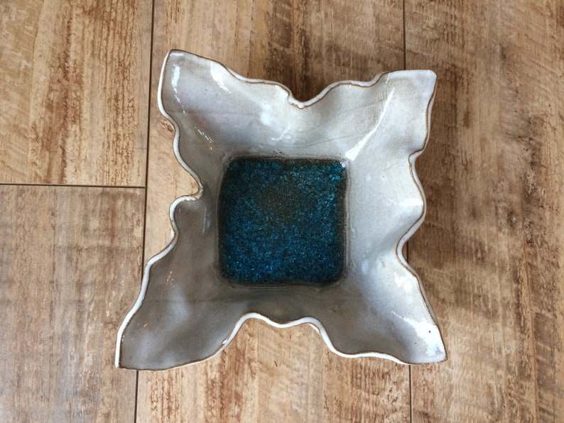Cuenco cuadrado de cerámica blanco con vidrio azul en la parte | Etsy