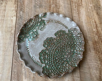 Handmade pottery round doily tray plate