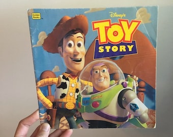 1995 Paperback Picture Back Golden Books Disney's Toy Story, Original Toy Story, Disney's Toy Story, Buzz and Woody, Toy Story Books, Disney