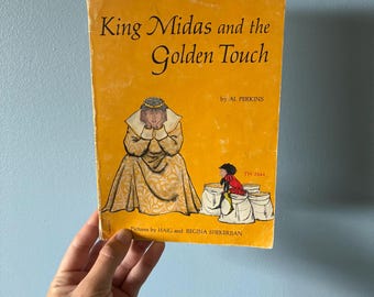 Vintage Used Paperback Children's Picture Book, King Midas and the Golden Touch by Al Perkins, TW 2444 Scholastic Book Services Book