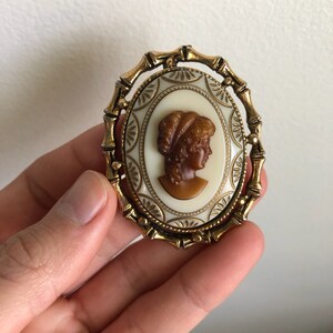 Cameo Brooch-Vintage Cameo-Vintage Brooch-Cameo Pin-Vintage Jewelry-Antique Brooch-Bringing Back the Brooch-Vintage-Antique, Cameo Pin, Pin image 4