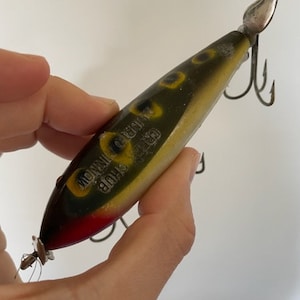 Vintage Creek Chub Bait Co. 4 1/4 Pickie lure with glass eyes and box  bottom - AAA Auction and Realty