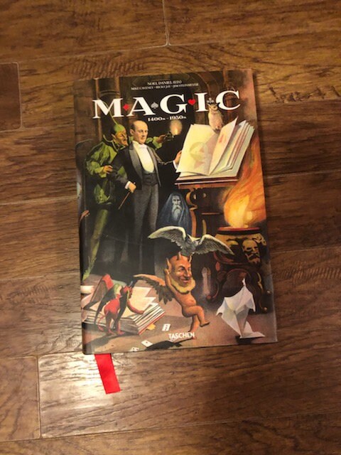 TASCHEN Books: The Magic Book
