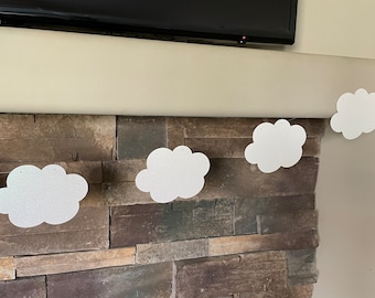 Glitter Cloud Garland: 8-Piece Party Banner