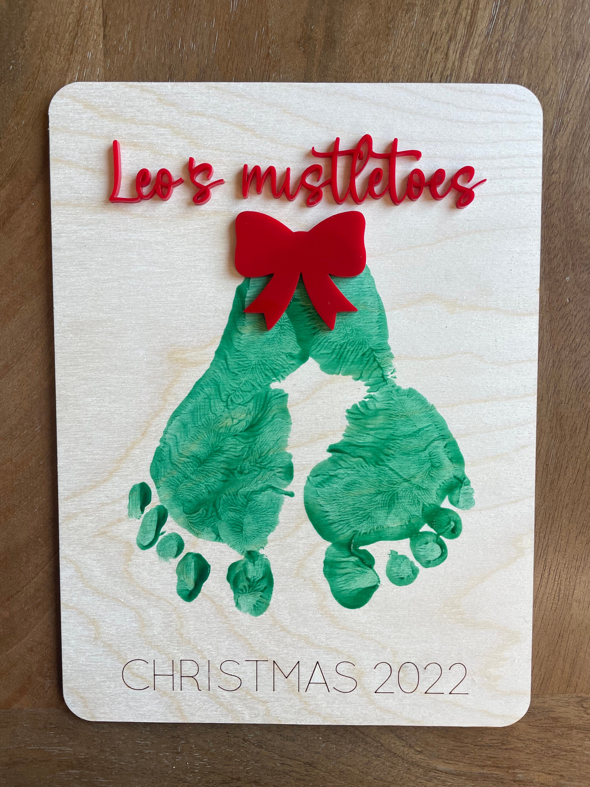 Mistletoes Footprint Art Sign, Mistletoes Sign, Baby's First Christmas Keepsake, Personalized Christmas Gifts, Personalized Mistletoes Sign