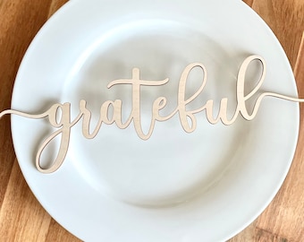 Thanksgiving Place Setting: Wooden Word Cutout, Holiday Table Decor
