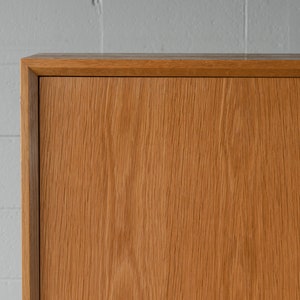 Gabinete danés moderno de bornholm oak bar de mediados de | Etsy