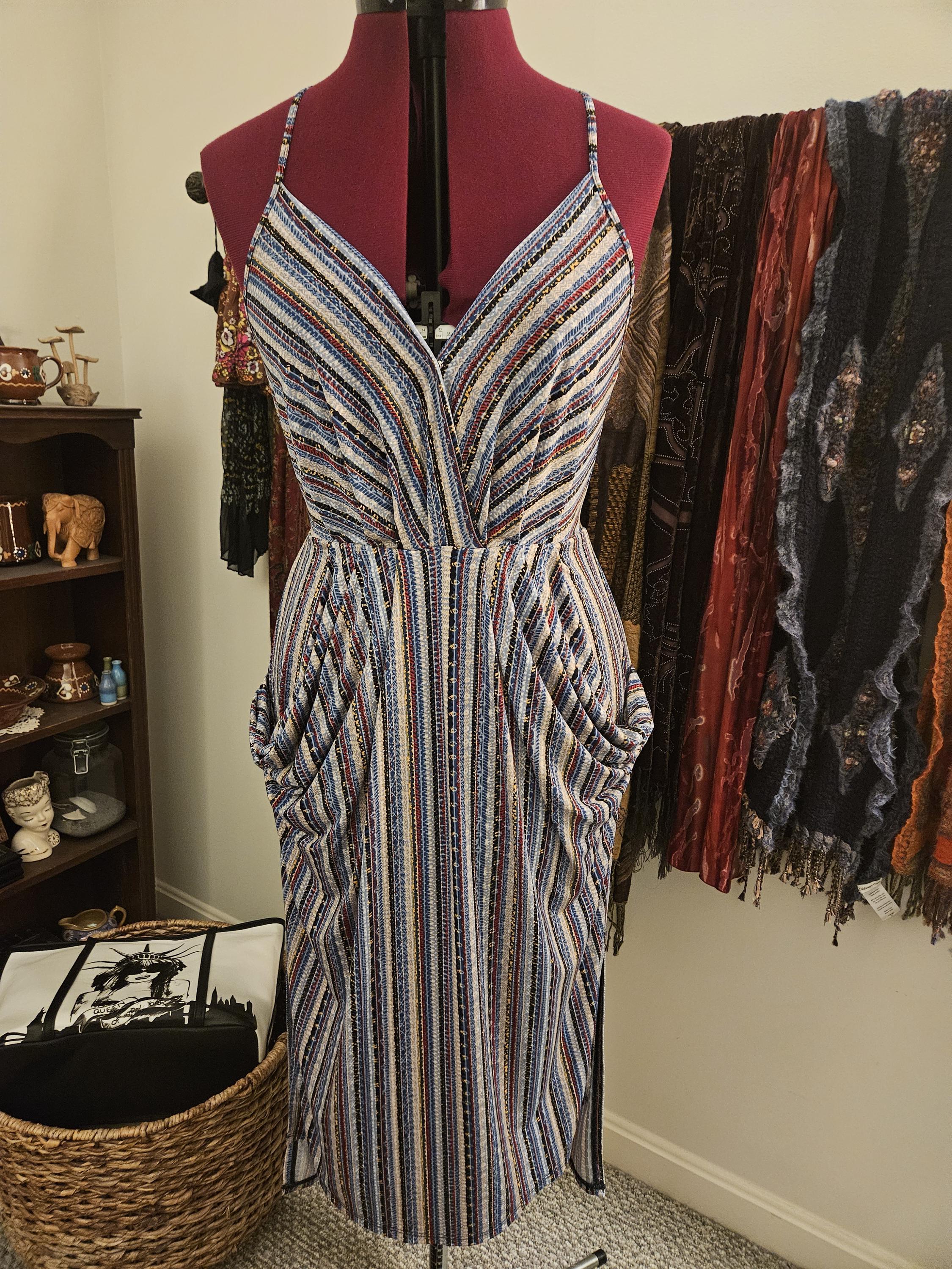 bcbgeneration black and white dress BCBG Size Small Retro 70's Vibe Floral dress