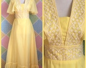 Vintage 60s groovy boho pastel hippie yellow ruffle maxi dress prom wedding dress size xs