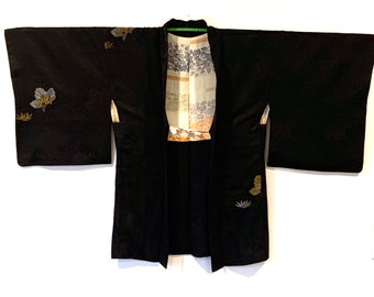 Exclusive kimono jacket / haori; black jacquard silk with lacquer leaves