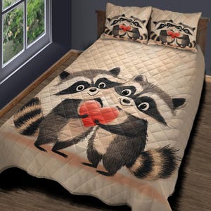 Juego de edredón con diseño de mapache de San Valentín: adorable pareja de animales con rombos y fundas de almohada, un regalo romántico con forma de corazón para ella, él o los niños.
