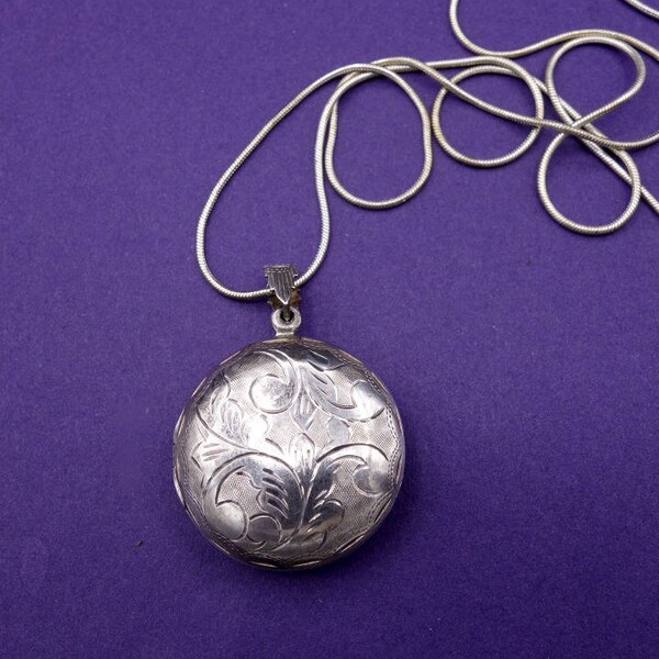 SALE, Vintage Locket, Large Round Silver Engraved Locket, Sterling Silver Locket, NOW 84.00 WAS 95.00